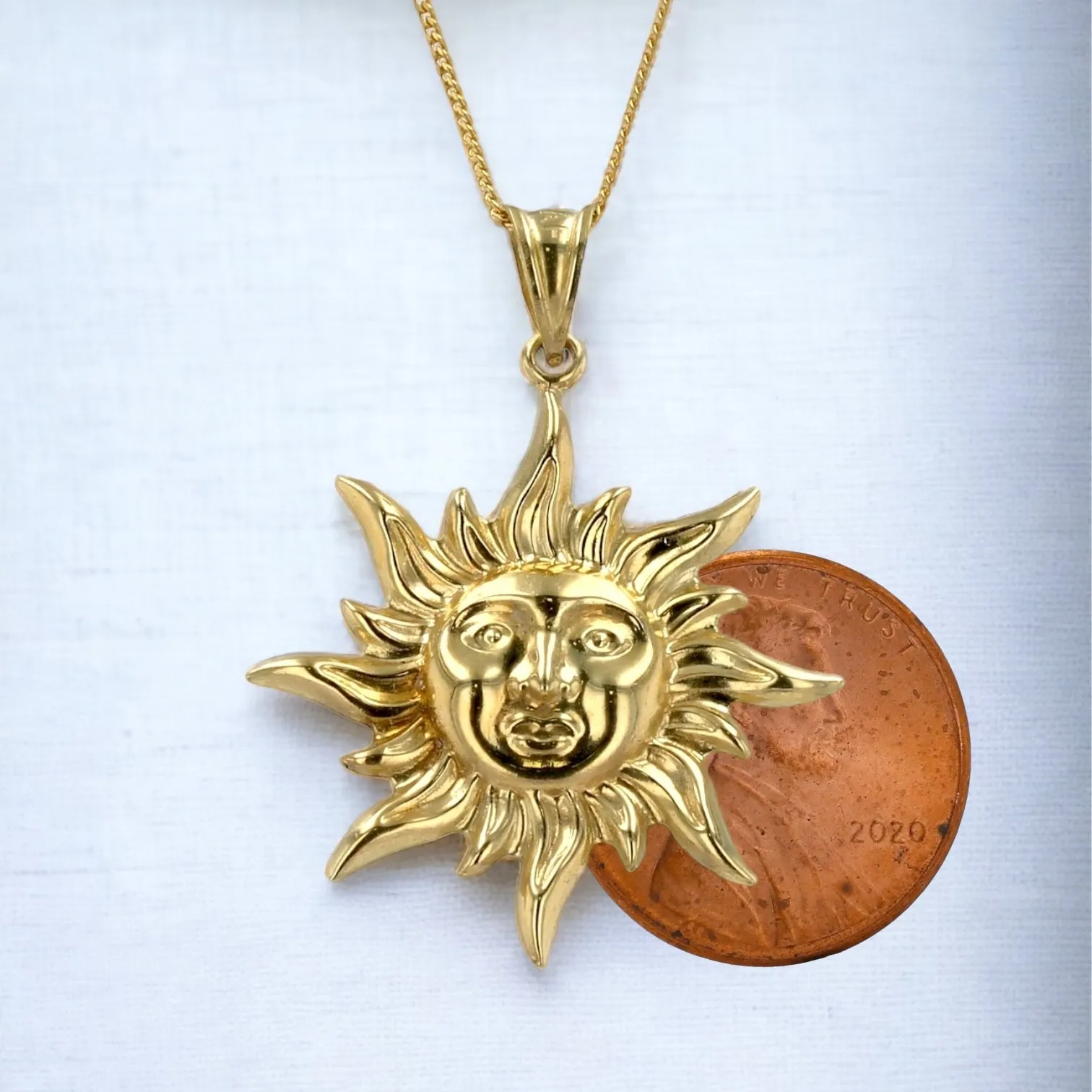 10K yellow sun pendant necklace