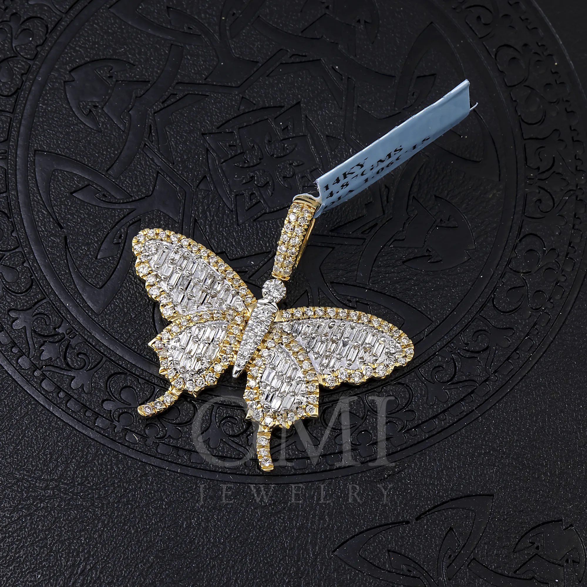 14K GOLD BAGUETTE AND ROUND DIAMOND BUTTERFLY PENDANT 1.06 CT