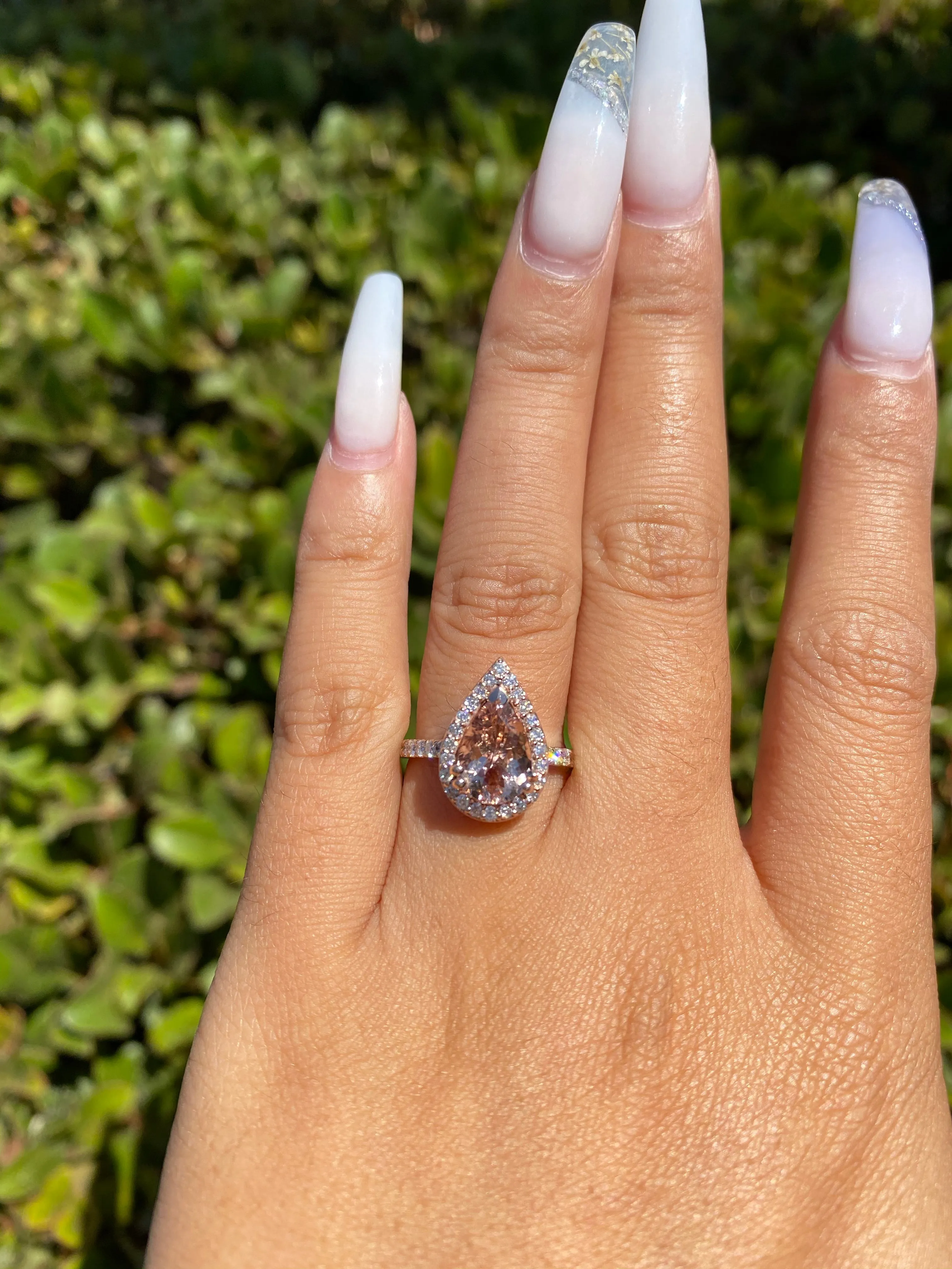 1.75 CT Pear Morganite in Jennifer Halo Diamond Ring 0.45 CT TW Diamonds 14K Rose Gold MGR003