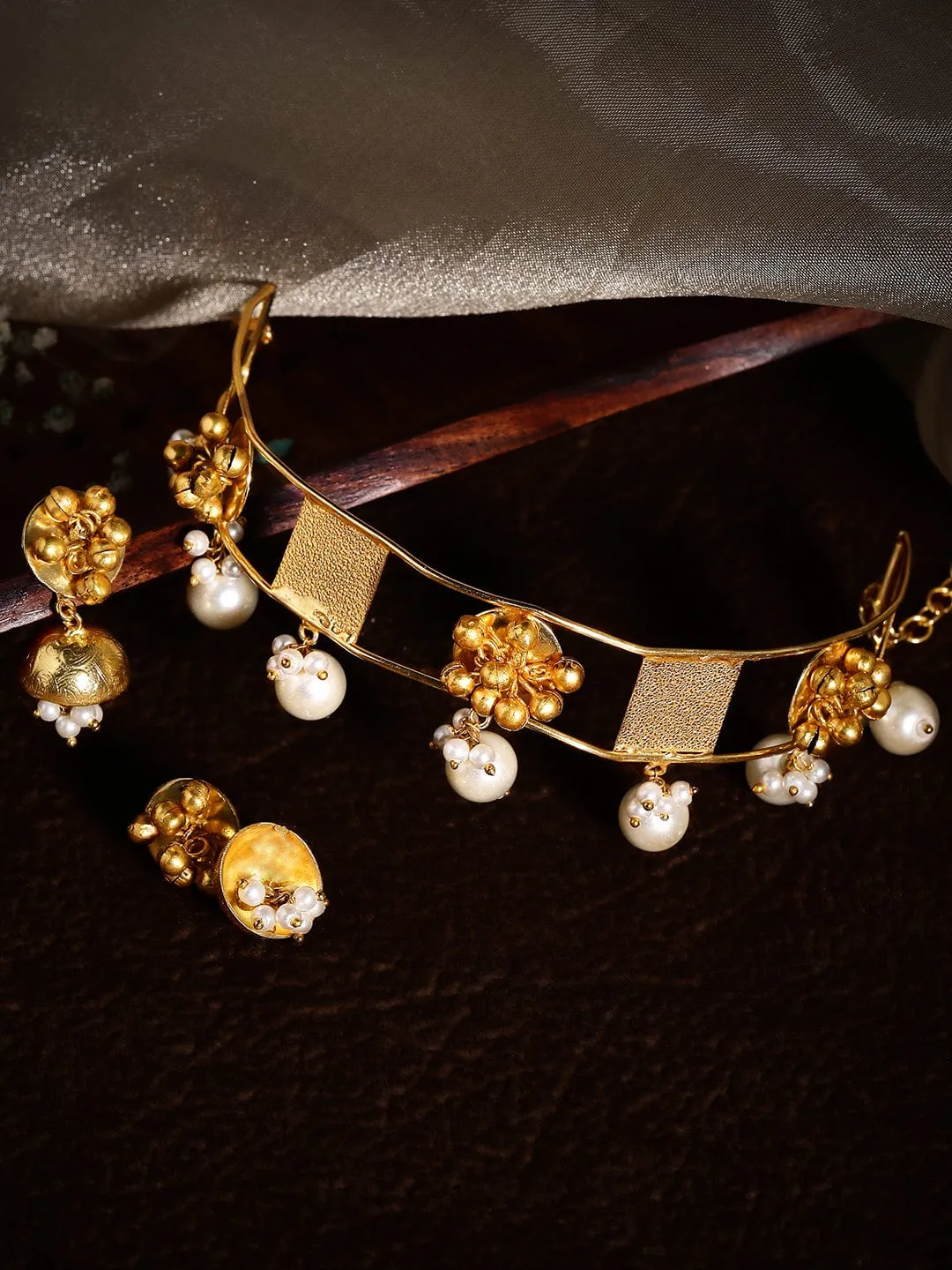 24K Gold Plated Handcrafted Pearls, Square And Floral Design Choker Set