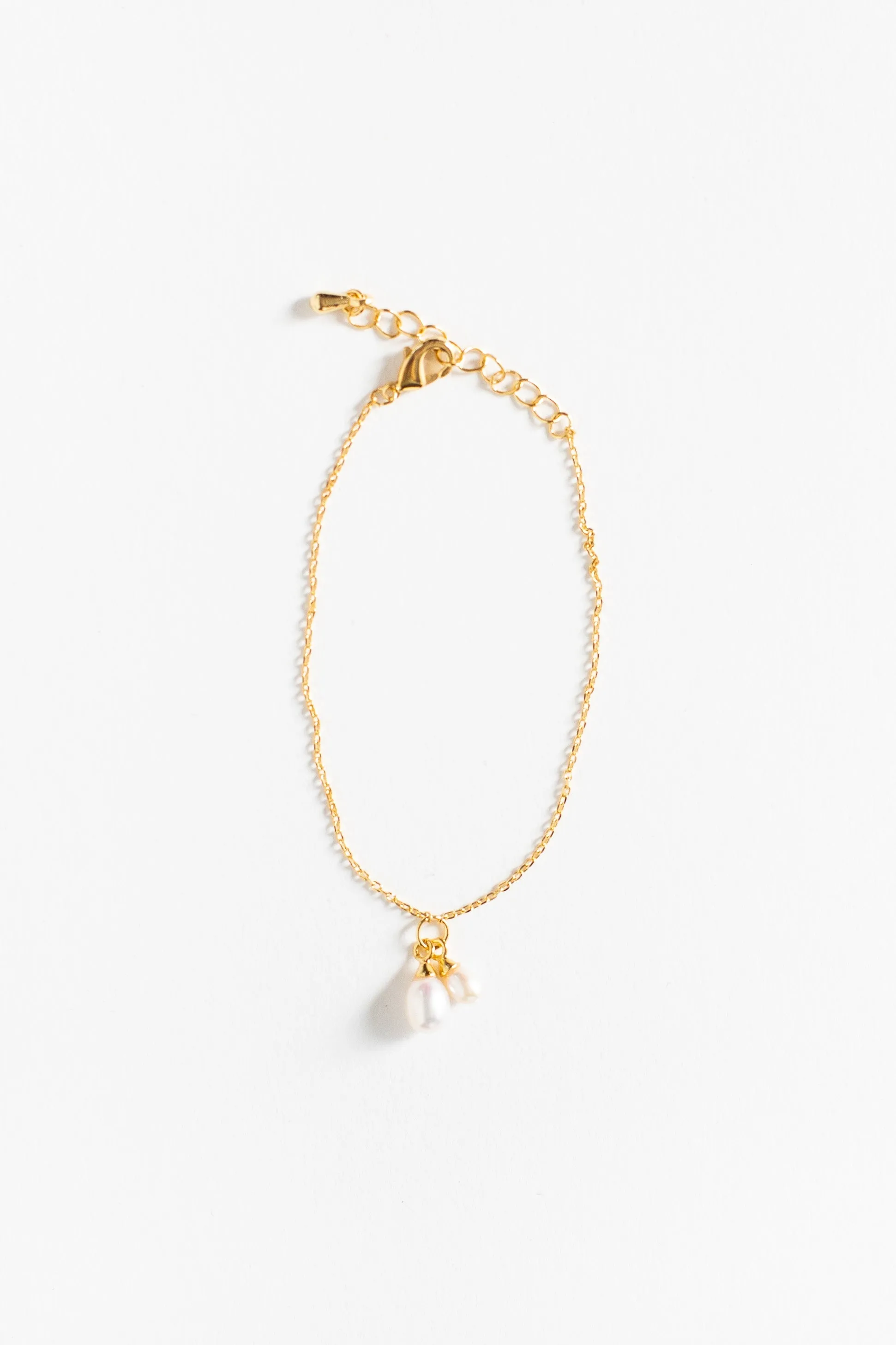 Cove Petite Pearl Bracelet