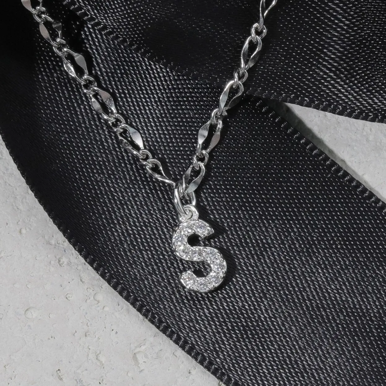 Diamond Initial Choker