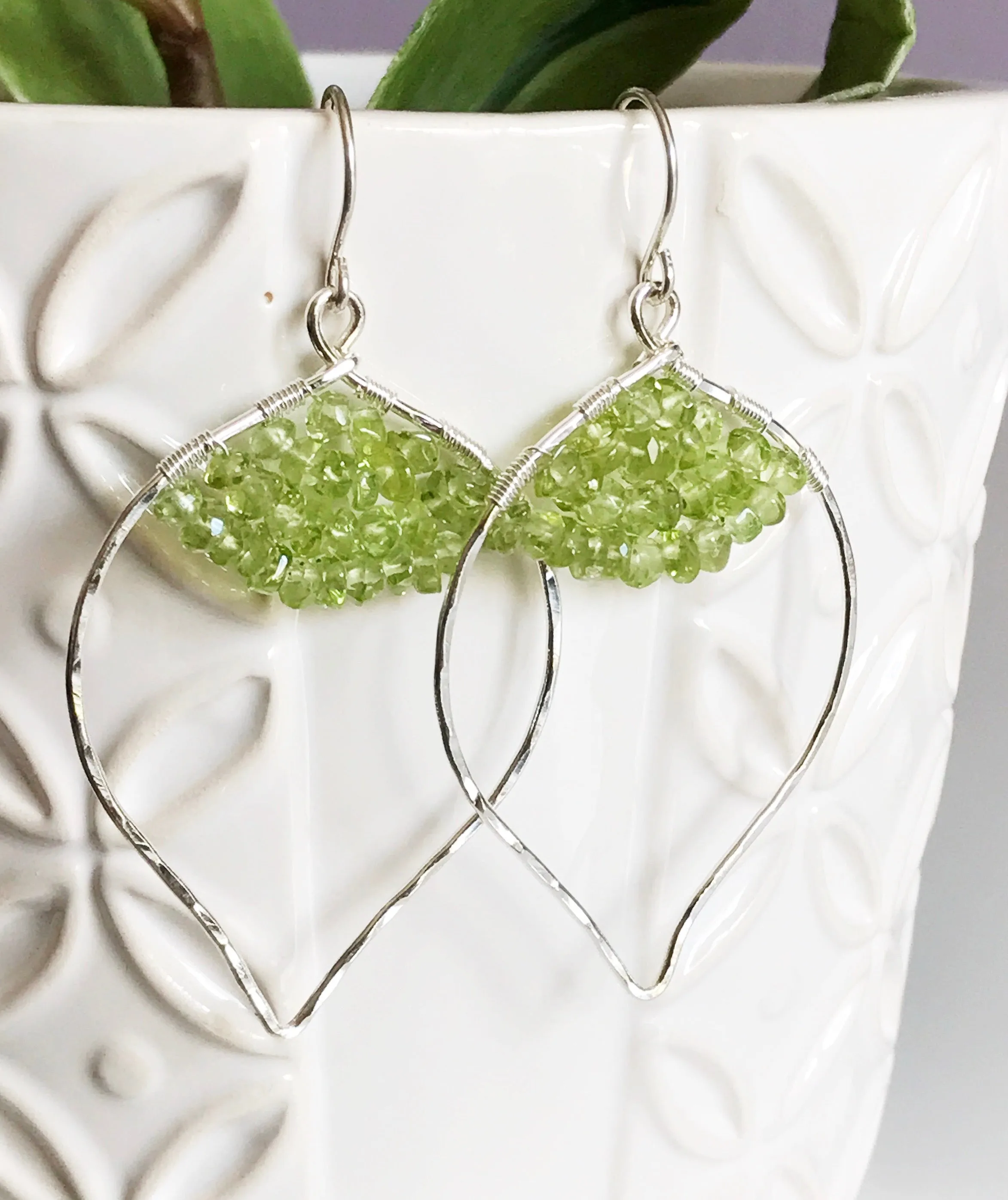 Earrings WREN - Peridot (E432)