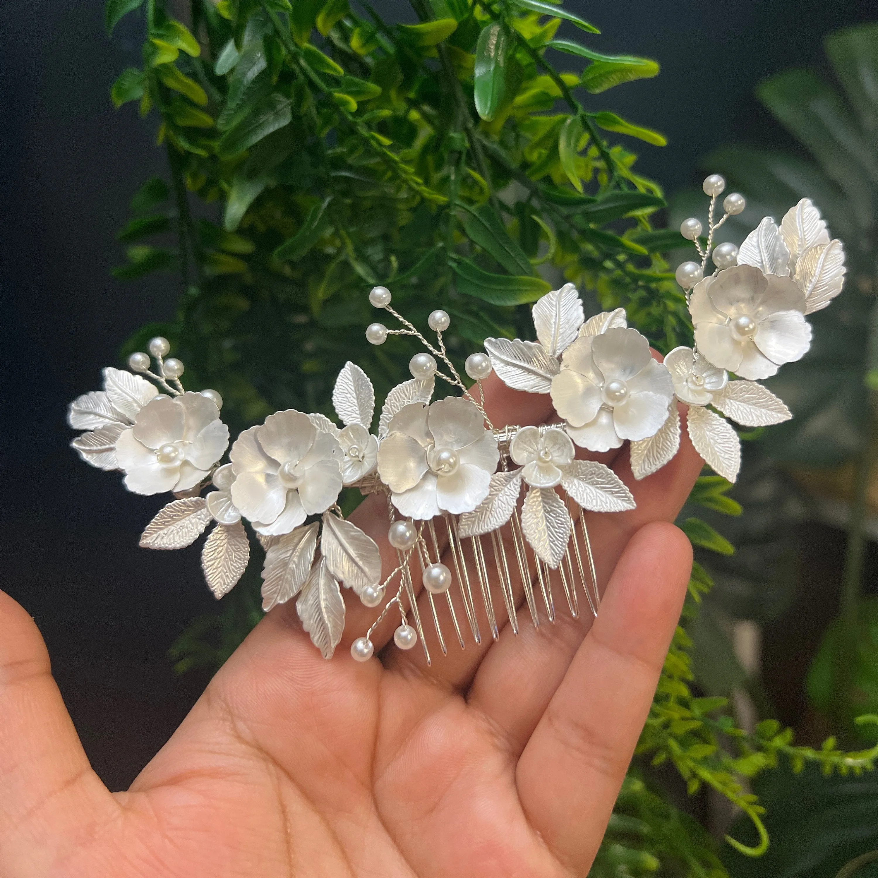 Faux Pearl Floral Vine Leaves Bridal Hair Comb,Bridal Hair Piece, Bridal Hair Accessories, Wedding Hair Accessory, Bridal Hair Comb.