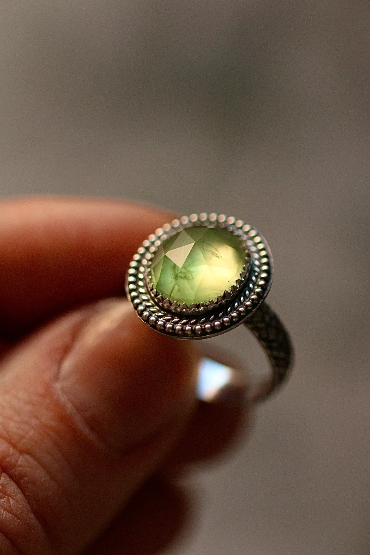 Finished to size prehnite rings