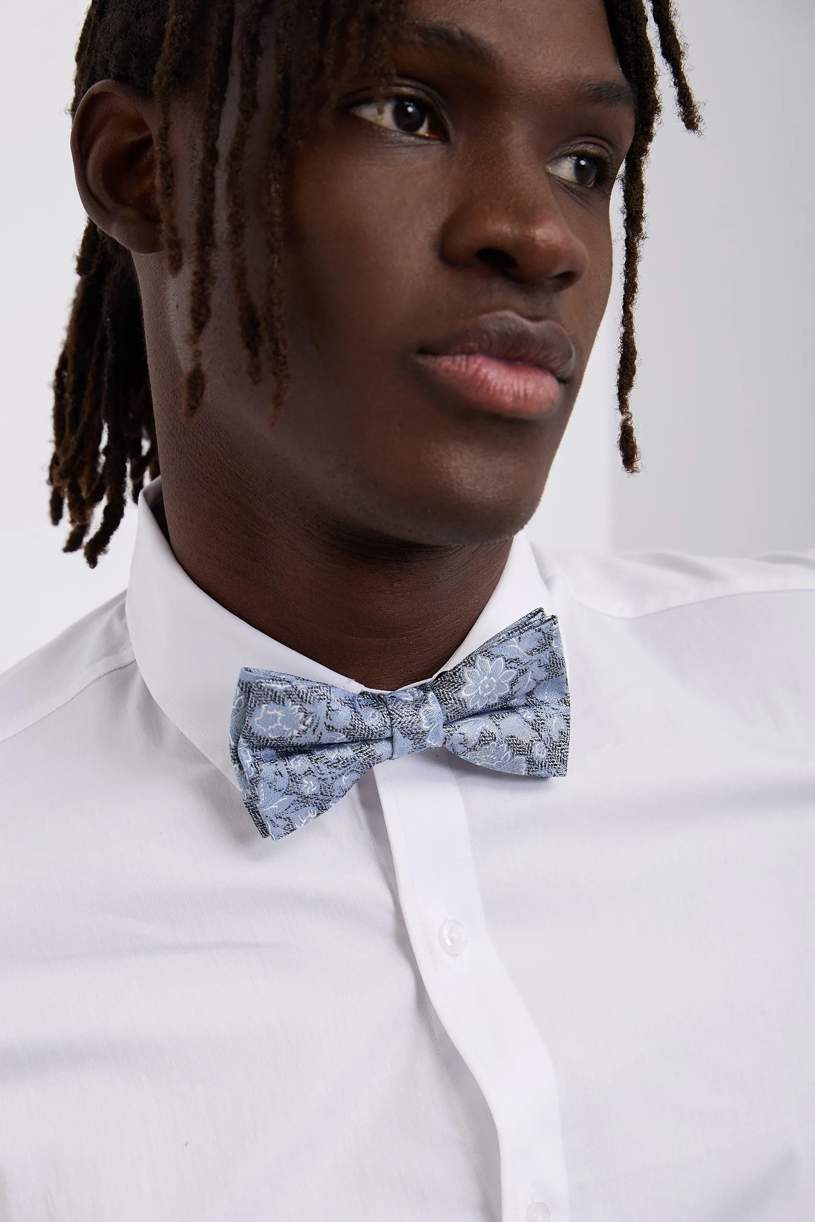 Floral pattern silk bow tie