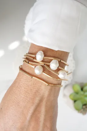 Golden tubes and freshwater pearls bracelets sets