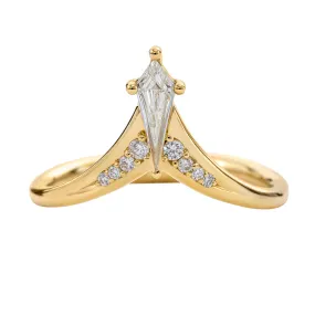 Kite Diamond Wedding Ring with Brilliant Diamond Detailing