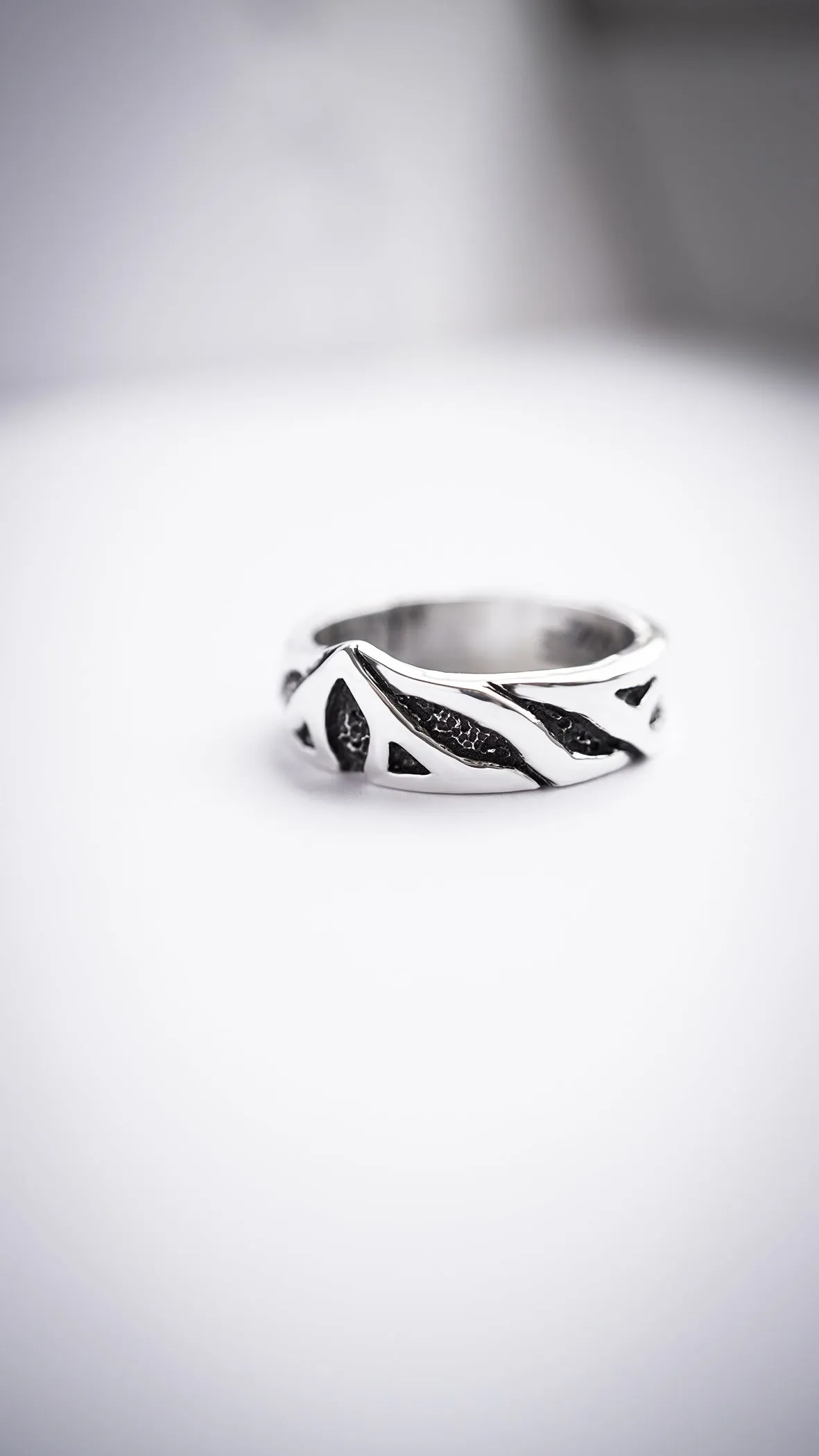 OLAF | mens wedding band