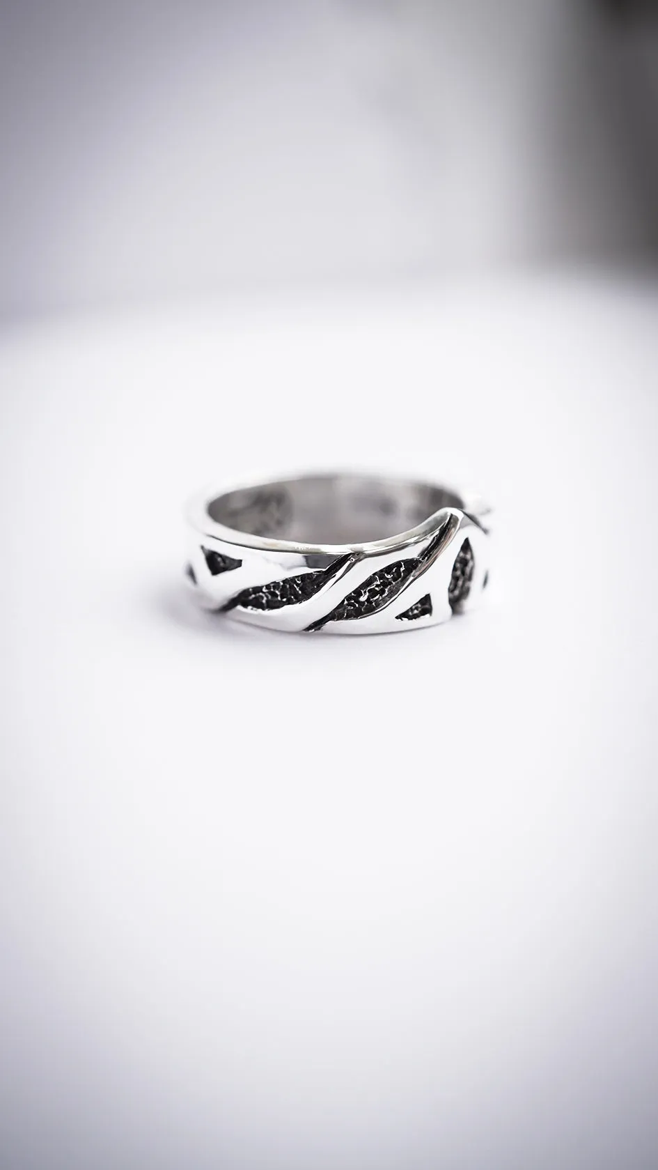 OLAF | mens wedding band