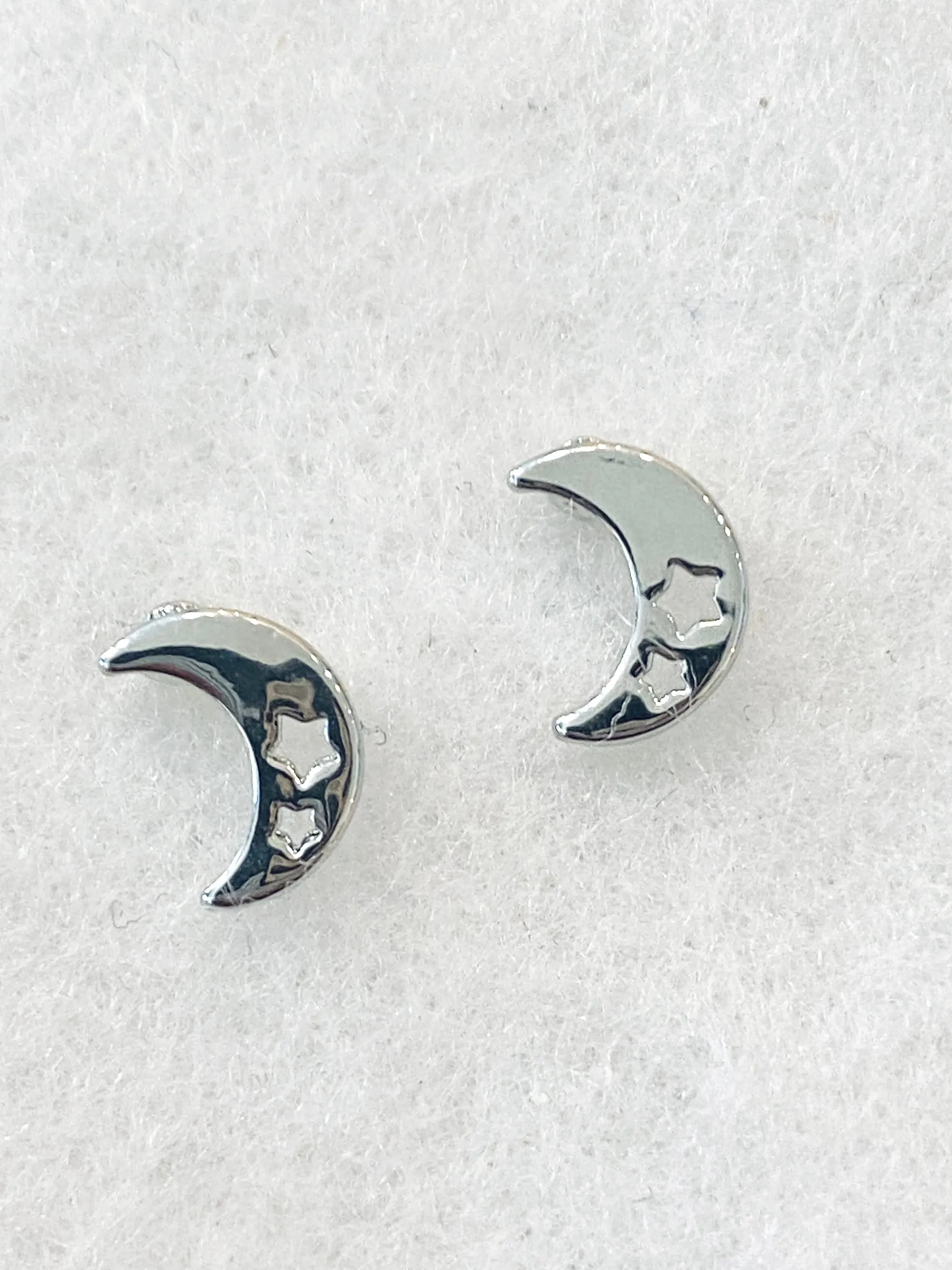 Silver Moon w/ Die-cut Stars Design Stud Earrings