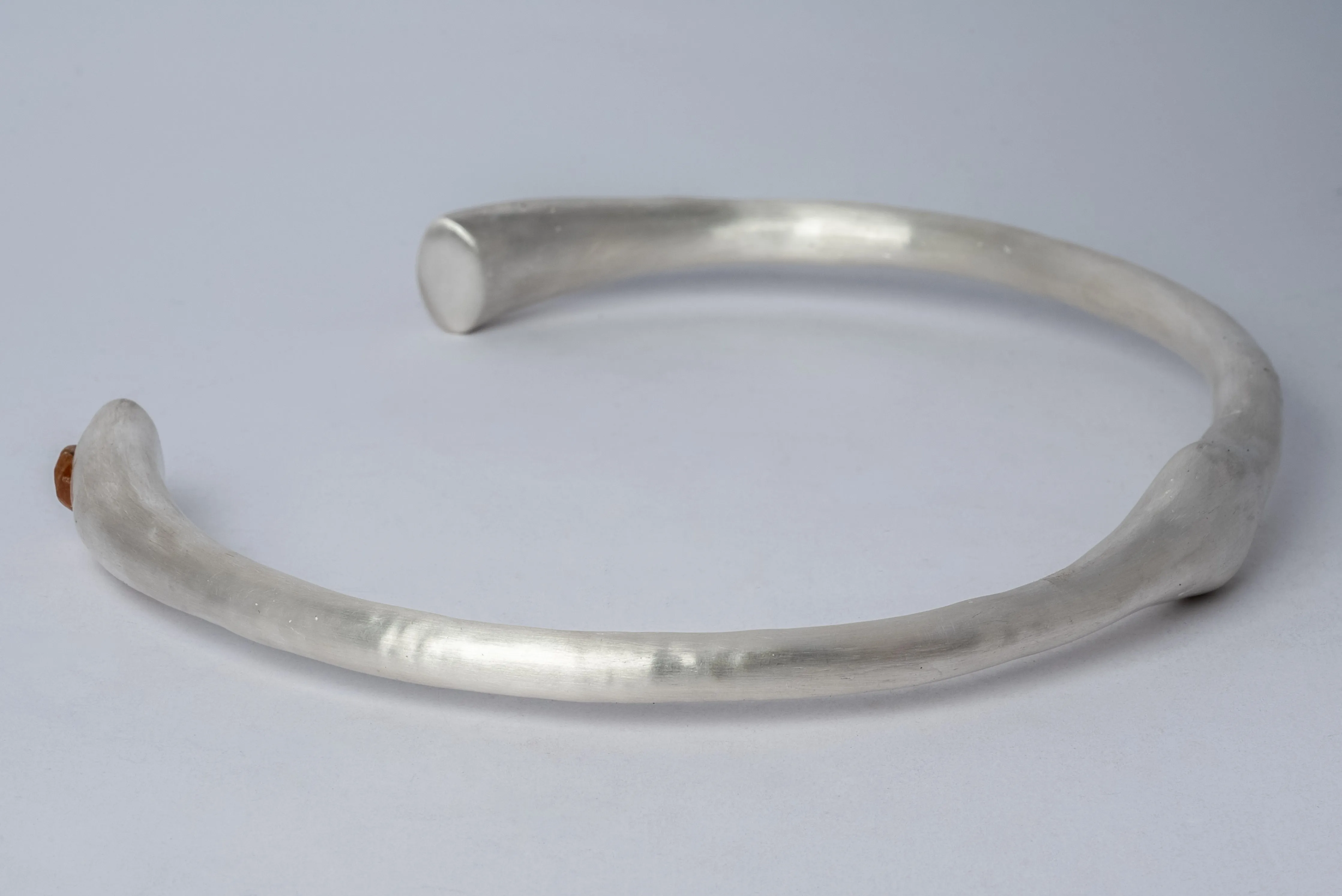 Thin Choker (Arc Set, 2-Spessartite, MA SPES)