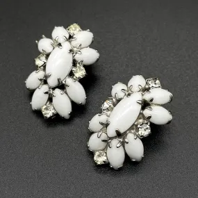 【USA輸入】ヴィンテージ ホワイト カボション クリアビジュー イヤリング/Vintage White Cabochon Clear Bijou Clip On Earrings