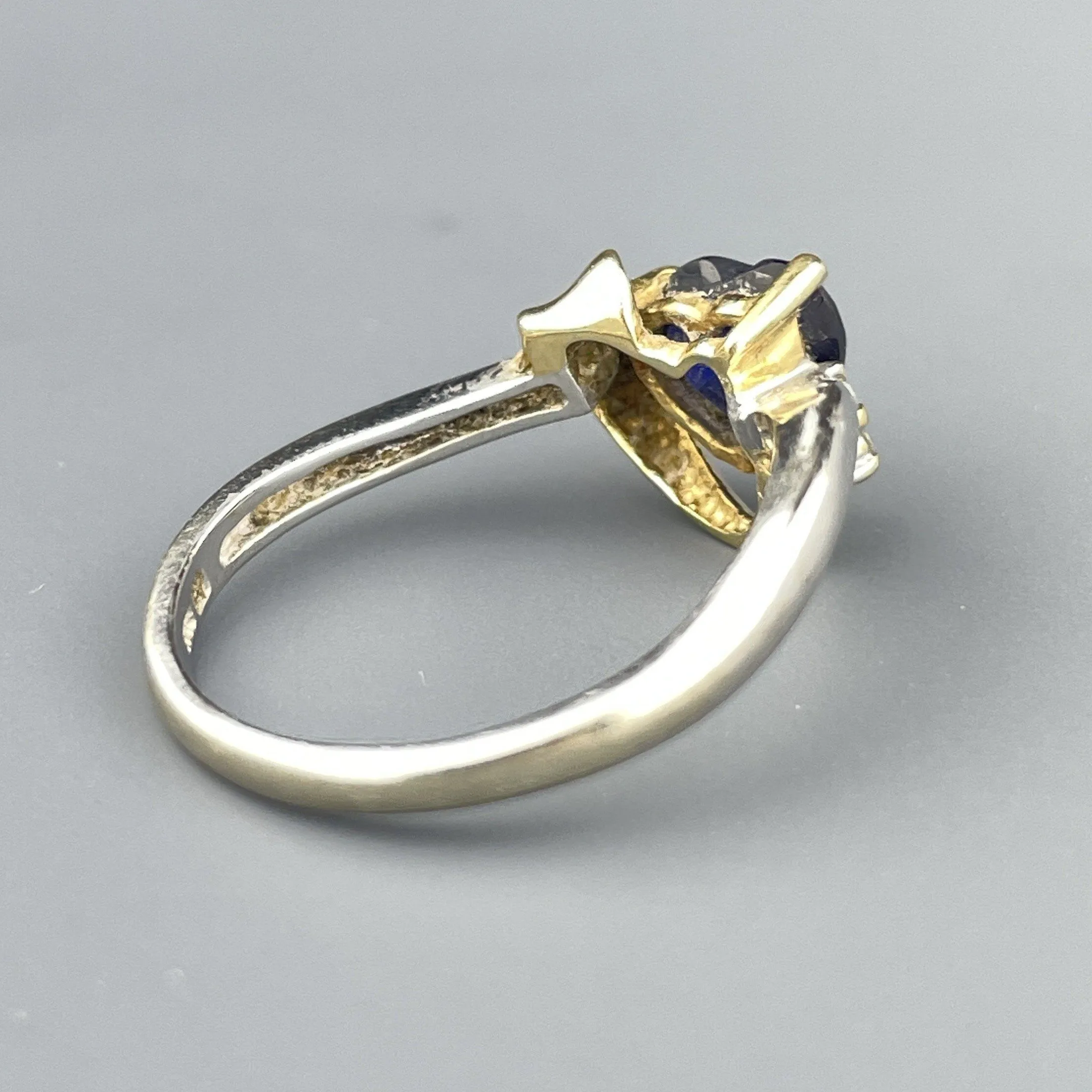 Vintage 10K White and Yellow Gold Diamond Sapphire Heart Ring, Sz 6 1/4